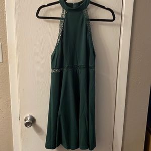 Beautiful color! Medium dress